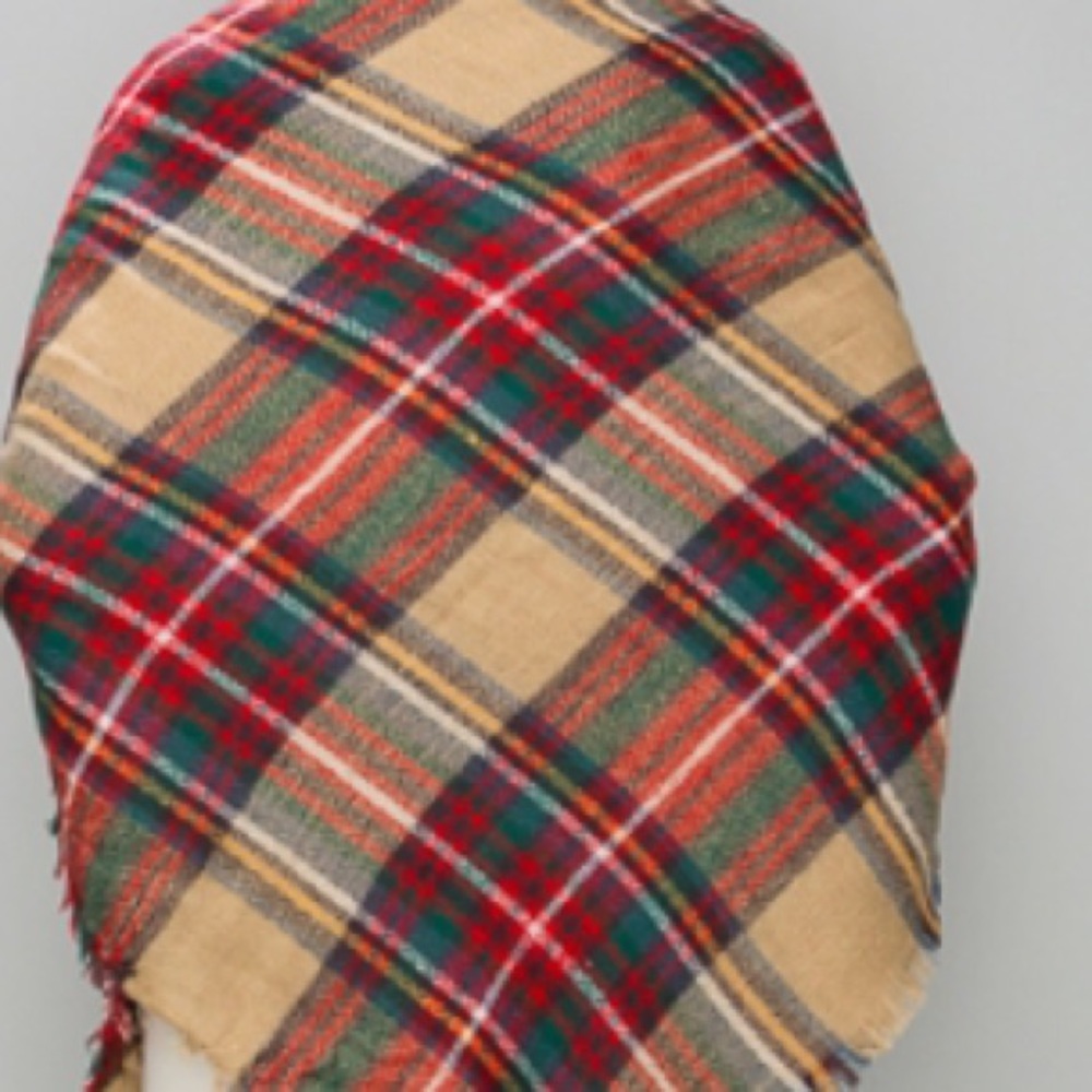 Avery Oversized Tartan plaid scarf - Picture 7 of 7